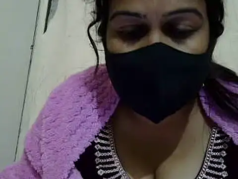 Snapshot of CUET-INDIA chatting on 01/20/25, 12:18 CUET-INDIA online show from 01/20/25, 12:18