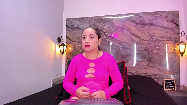 Yaya    11 online show from 05/26/26, 10:50