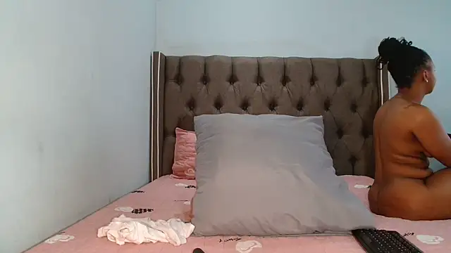 CHOCKYCHOCX2 online show from 11/13/25, 04:33