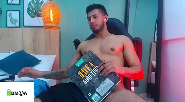 Snapshot of Colby_brown03 chatting on 03/01/25, 01:00 Colby brown03 online show from 03/01/25, 01:00