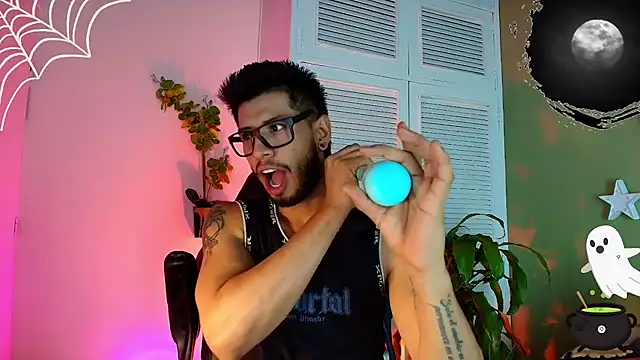 Snapshot of Colby_brown03 chatting on 10/02/25, 07:10 Colby brown03 online show from 10/02/25, 07:10