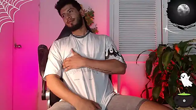 Snapshot of Colby_brown03 chatting on 10/13/25, 08:20 Colby brown03 online show from 10/13/25, 08:20