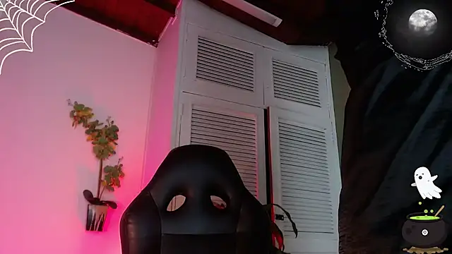 Snapshot of Colby_brown03 chatting on 10/14/25, 10:49 Colby brown03 online show from 10/14/25, 10:49