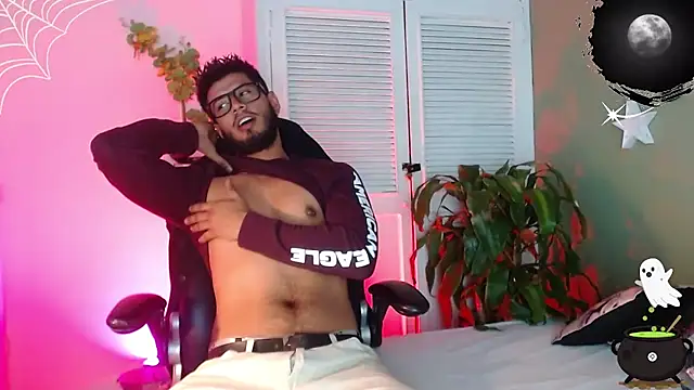 Snapshot of Colby_brown03 chatting on 10/15/25, 07:36 Colby brown03 online show from 10/15/25, 07:36