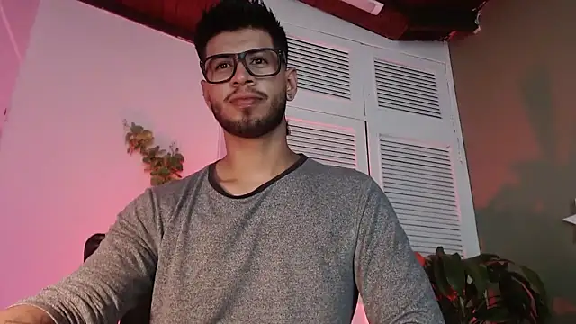 Snapshot of Colby_brown03 chatting on 10/21/25, 06:52 Colby brown03 online show from 10/21/25, 06:52