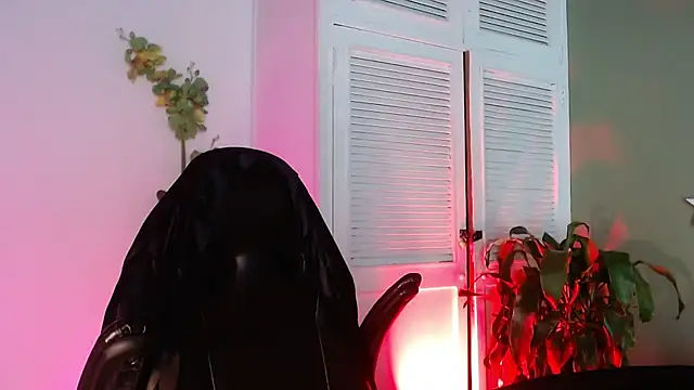 Snapshot of Colby_brown03 chatting on 11/14/25, 08:02 Colby brown03 online show from 11/14/25, 08:02