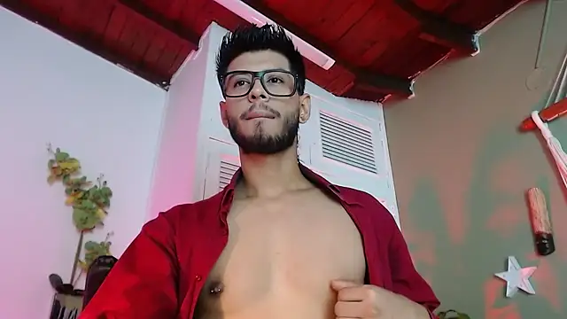 Snapshot of Colby_brown03 chatting on 11/16/25, 08:03 Colby brown03 online show from 11/16/25, 08:03