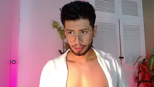 Snapshot of Colby_brown03 chatting on 11/21/25, 07:34 Colby brown03 online show from 11/21/25, 07:34