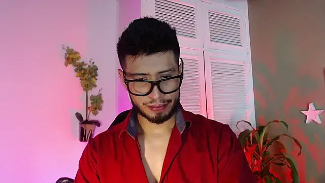 Snapshot of Colby_brown03 chatting on 12/04/25, 07:44 Colby brown03 online show from 12/04/25, 07:44