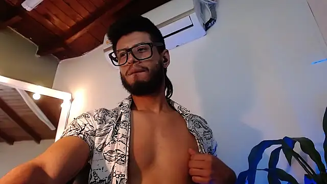 Colby brown03 online show from 02/02/26, 09:30