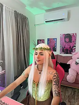 Snapshot of annieesweett chatting on 06/30/26, 09:49 annieesweett online show from 06/30/26, 09:49
