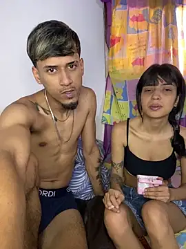 Snapshot of Rouuus12 chatting on 03/21/26, 02:53 Rouuus12 online show from 03/21/26, 02:53