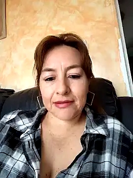 Snapshot of sussy_185 chatting on 02/08/25, 08:10 sussy 185 online show from 02/08/25, 08:10