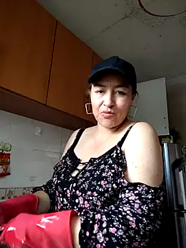 Snapshot of sussy_185 chatting on 03/18/25, 02:59 sussy 185 online show from 03/18/25, 02:59