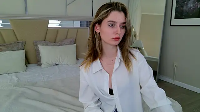 Snapshot of MarybethSnow chatting on 01/20/25, 07:35 MarybethSnow online show from 01/20/25, 07:35