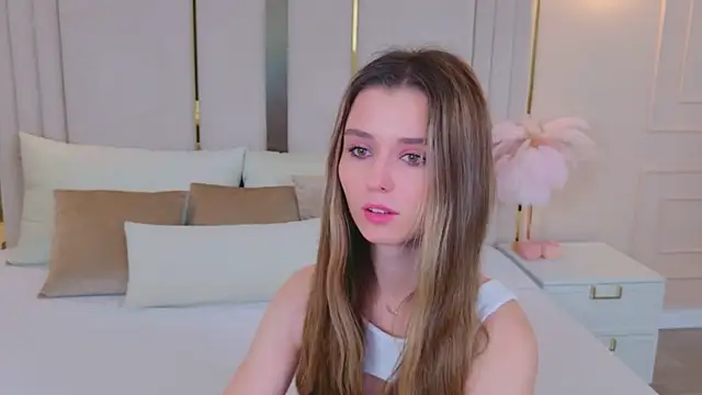 Snapshot of MarybethSnow chatting on 11/30/25, 05:17 MarybethSnow online show from 11/30/25, 05:17