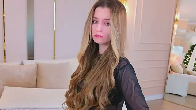 Snapshot of MarybethSnow chatting on 12/13/25, 09:31 MarybethSnow online show from 12/13/25, 09:31