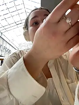 Snapshot of SuzieMurray chatting on 03/13/25, 11:19 SuzieMurray online show from 03/13/25, 11:19