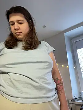 SuzieMurray online show from 11/21/25, 08:46