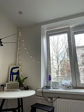 SuzieMurray online show from 04/05/26, 08:33