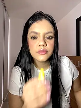 kimberlyhills1 online show from 11/29/25, 06:44