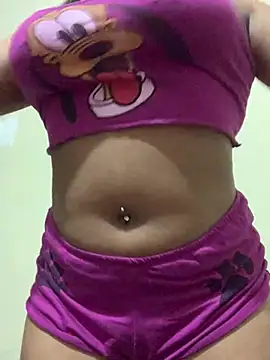 nanaypretinha online show from 12/18/24, 02:53