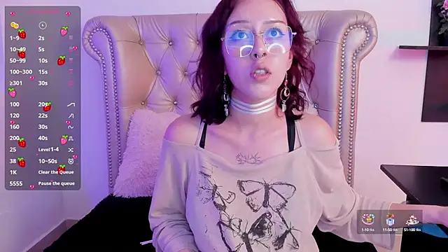 AlexaFoxy18 online show from 01/15/25, 04:57