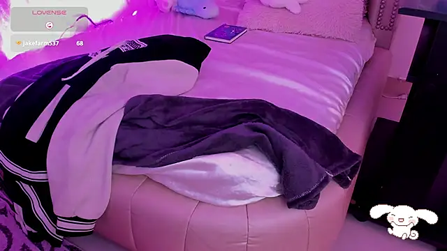 AlexaFoxy18 online show from 03/19/25, 07:51