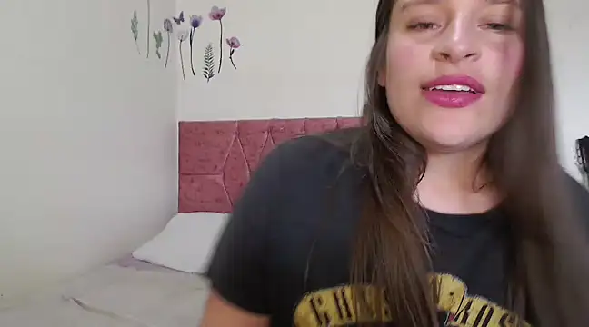 Snapshot of Serenity chatting on 02/21/25, 07:32 Serenity online show from 02/21/25, 07:32