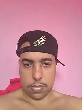 Snapshot of FABINHOSEOAU chatting on 12/16/24, 03:00 FABINHOSEOAU online show from 12/16/24, 03:00