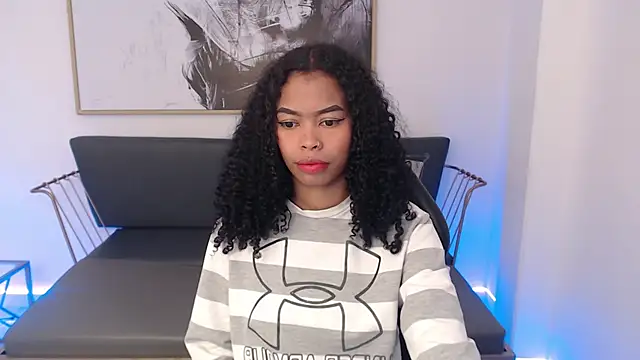 Shenna brunette  online show from 12/23/24, 01:03