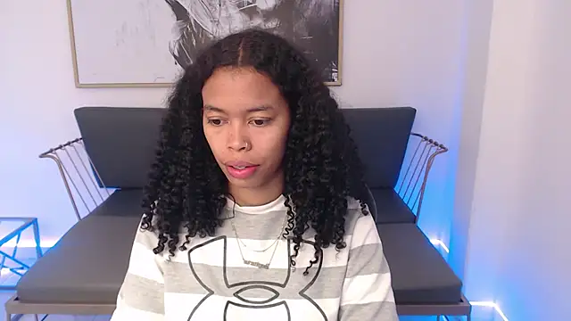 Shenna brunette  online show from 12/24/24, 01:06