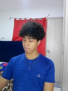 Snapshot of sexy_diamante_ chatting on 01/18/26, 10:13 sexy diamante online show from 01/18/26, 10:13