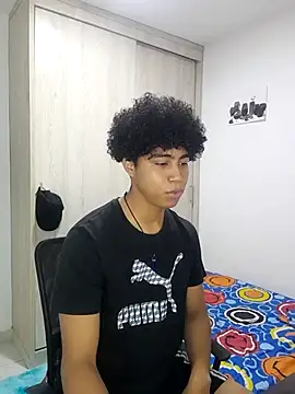 Snapshot of sexy_diamante_ chatting on 02/09/26, 08:07 sexy diamante online show from 02/09/26, 08:07