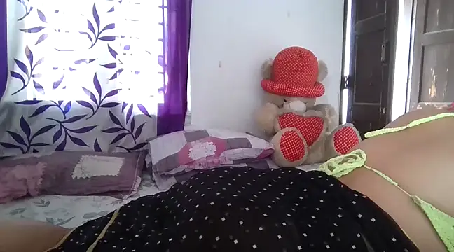 sexy-honey09 online show from 02/05/25, 11:12