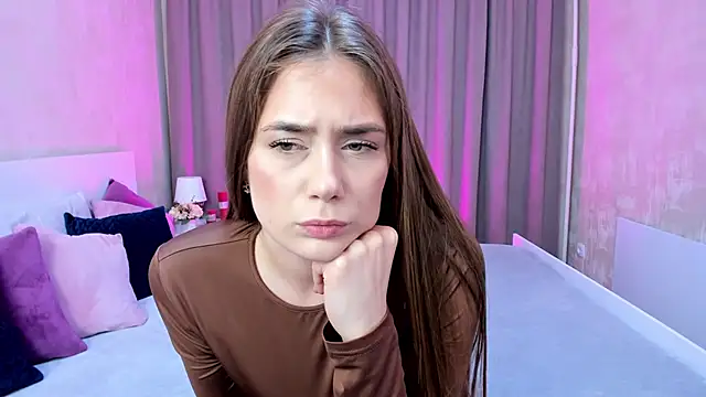 Snapshot of MelodyHudson chatting on 01/10/25, 01:20 MelodyHudson online show from 01/10/25, 01:20