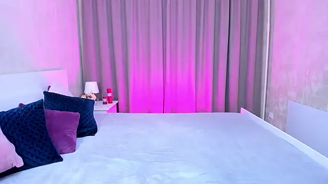 Snapshot of MelodyHudson chatting on 02/04/25, 02:32 MelodyHudson online show from 02/04/25, 02:32