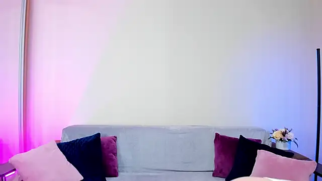 Snapshot of MelodyHudson chatting on 09/11/25, 05:18 MelodyHudson online show from 09/11/25, 05:18