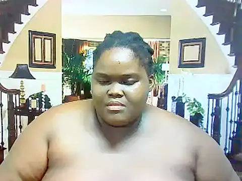 EbonyHotBuns online show from 03/05/25, 12:00