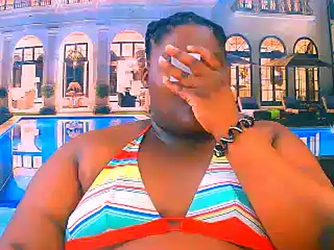 Snapshot of EbonyHotBuns chatting on 06/26/26, 06:18 EbonyHotBuns online show from 06/26/26, 06:18