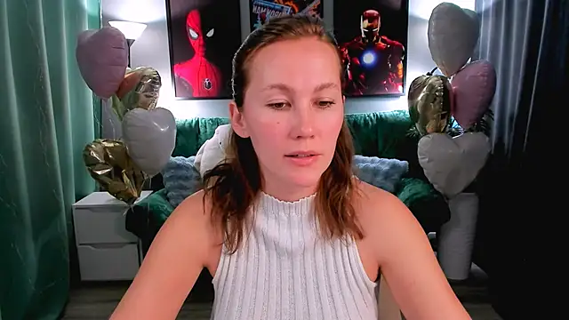 Snapshot of MichelleOrtis chatting on 02/18/26, 06:42 MichelleOrtis online show from 02/18/26, 06:42