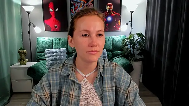 Snapshot of MichelleOrtis chatting on 03/27/26, 03:01 MichelleOrtis online show from 03/27/26, 03:01