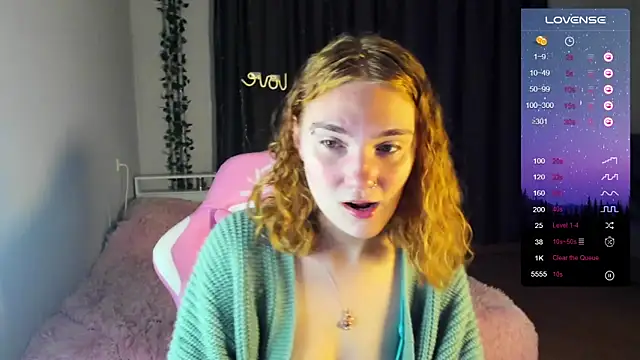 ReddHotPipper online show from 12/04/24, 01:03