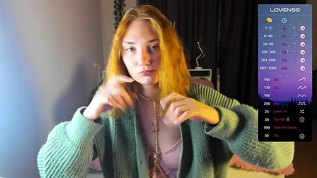 ReddHotPipper online show from 12/05/24, 01:36