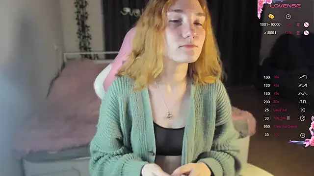 ReddHotPipper online show from 12/12/24, 01:10