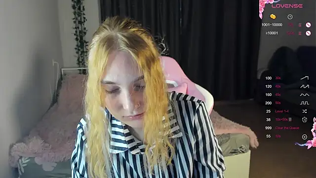 ReddHotPipper online show from 12/13/24, 01:15