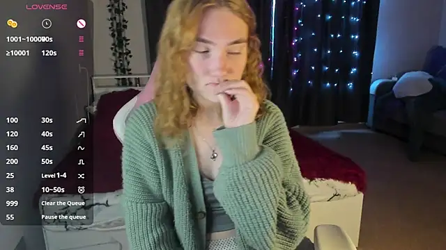 ReddHotPipper online show from 03/12/25, 01:03