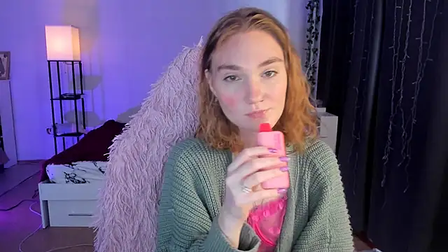 ReddHotPipper online show from 10/19/25, 03:07