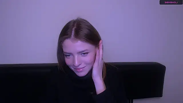 MissOliviaa  online show from 12/13/24, 12:50