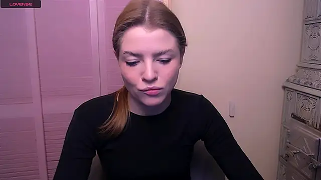 MissOliviaa  online show from 12/22/24, 07:33